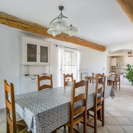 Villa Charmante A La Tour-D'Aigues Avec Piscine Privee Exteriör bild