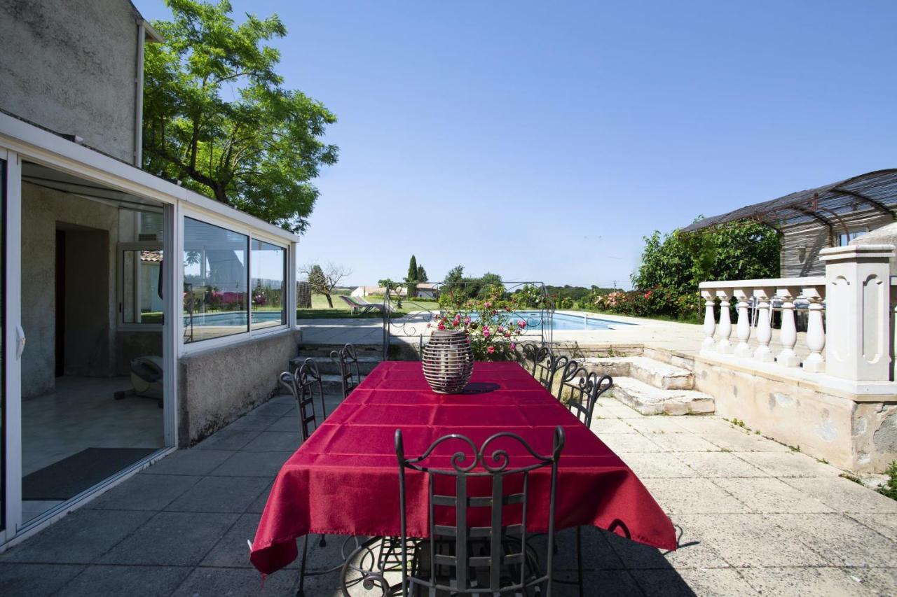 Villa Charmante A La Tour-D'Aigues Avec Piscine Privee Exteriör bild