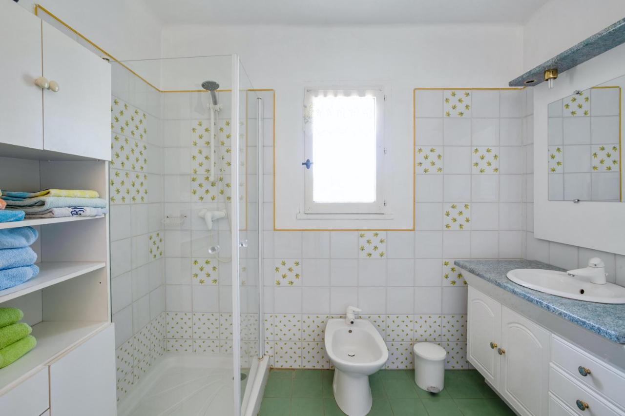 Villa Charmante A La Tour-D'Aigues Avec Piscine Privee Exteriör bild