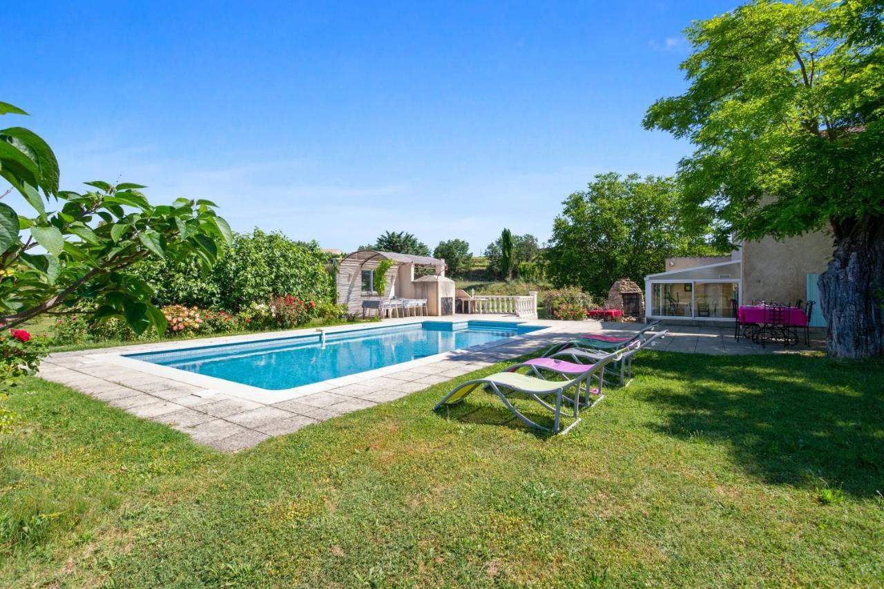 Villa Charmante A La Tour-D'Aigues Avec Piscine Privee Exteriör bild